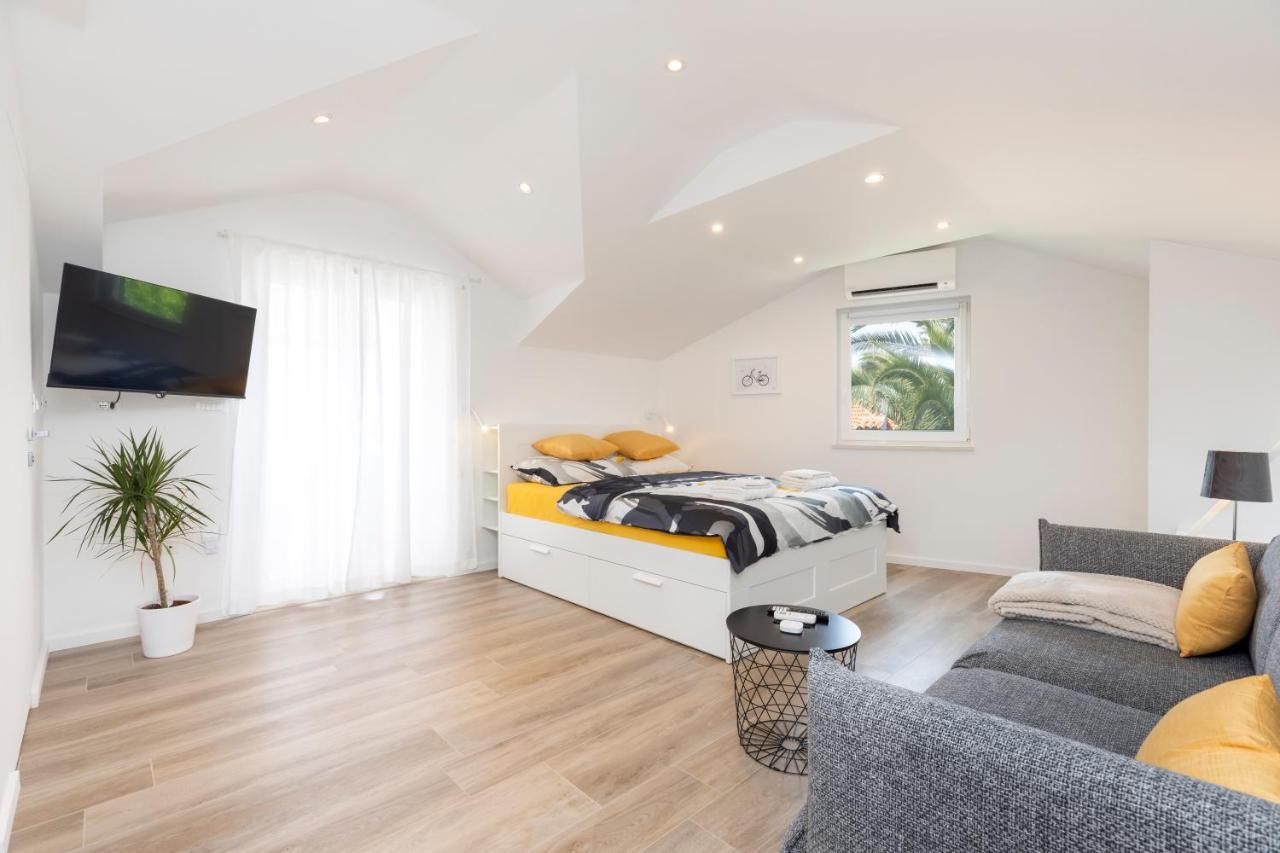 Easy Apartment Mali Losinj Luaran gambar