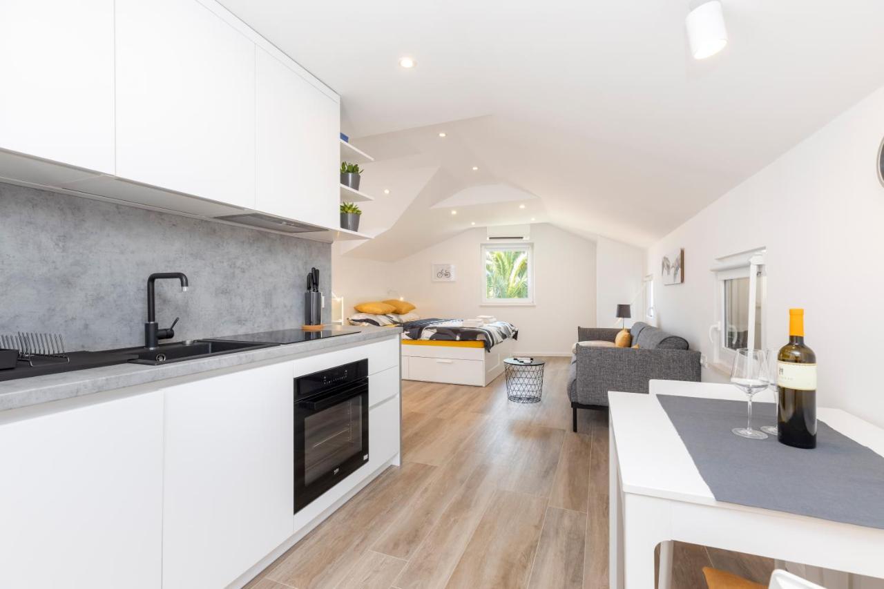 Easy Apartment Mali Losinj Luaran gambar